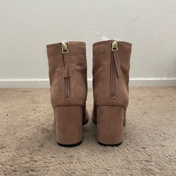 Women’s Suede Ankle Booties - Picture 6 of 9